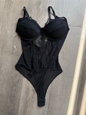 Black Lace Push-Up Bodysuit